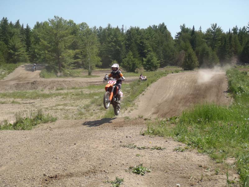 P6180024 Brooke on step up